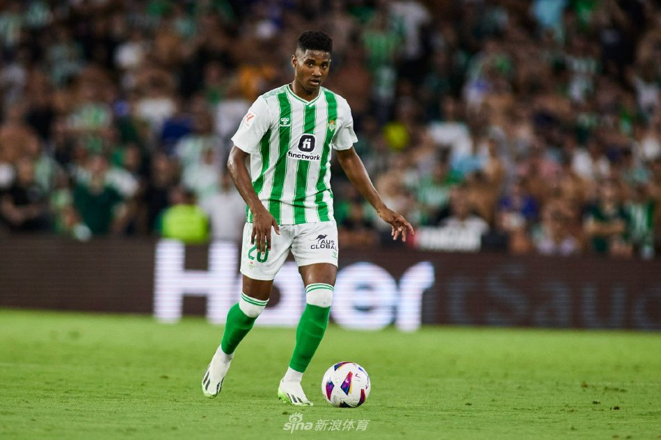 次展示了他 次展示了他