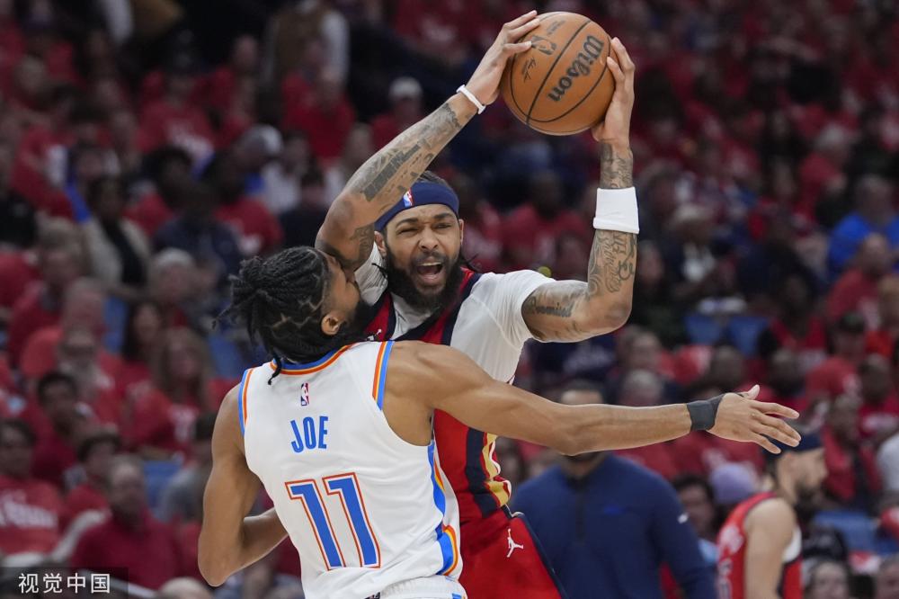 也折射出阿 也折射出阿